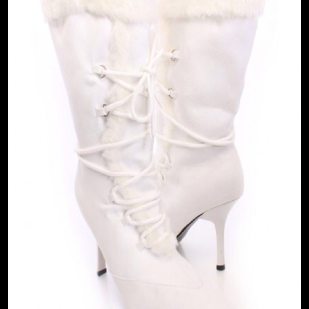 White Fur Trim Lace Up Pointed Toe Boots